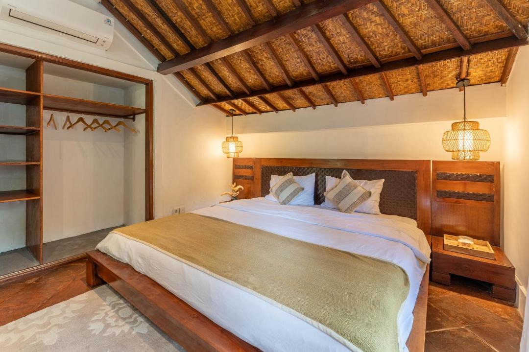 Photo of Bedroom in Drupadi