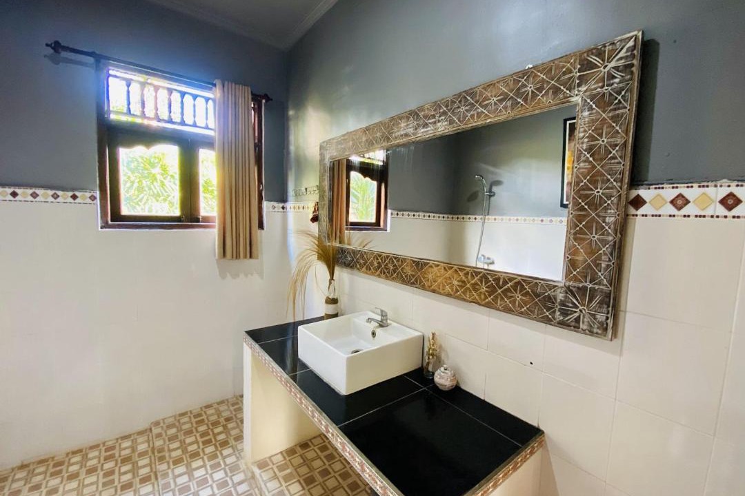 Photo of Bathroom in Kedewatan