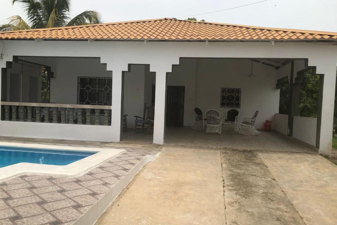 Photo of Buildings in Cabrera