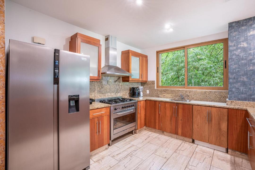 Photo of Kitchen in Los Altos