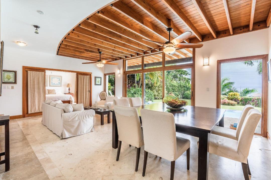 Photo of Livingroom in Puerto Bahia