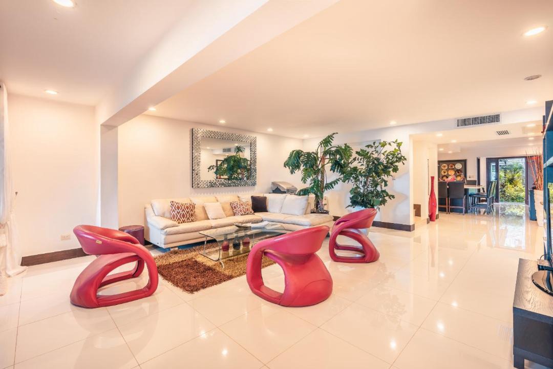 Photo of Livingroom in Puerto Bahia
