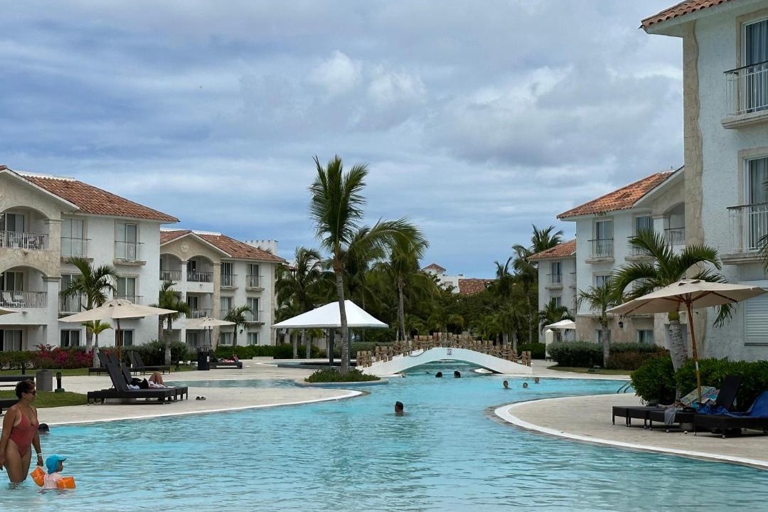 Photo of Others in Dominicus