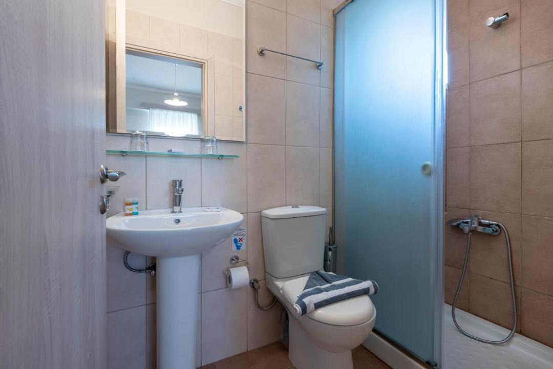 Photo of Bathroom in Tingaki