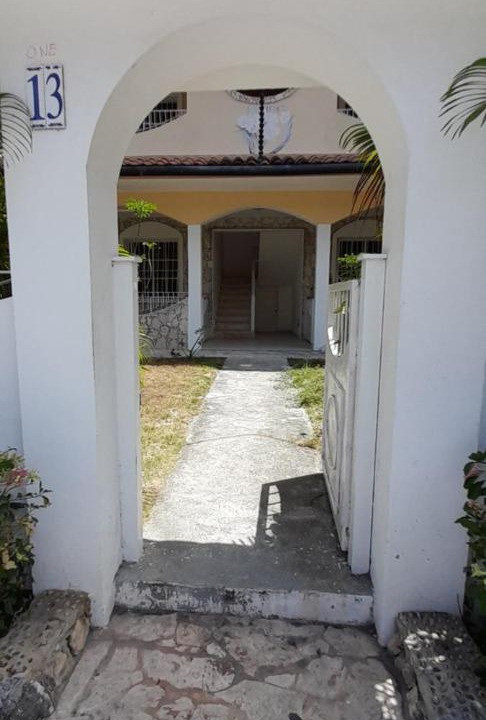 Photo of Others in Dominicus