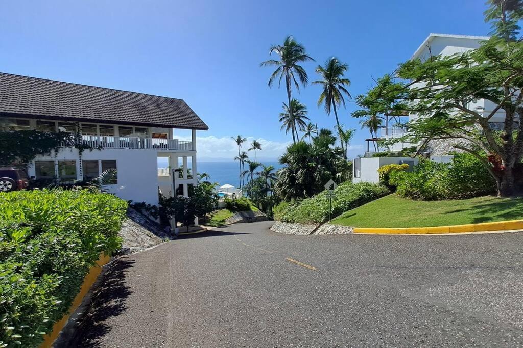 Photo of Buildings in Samana