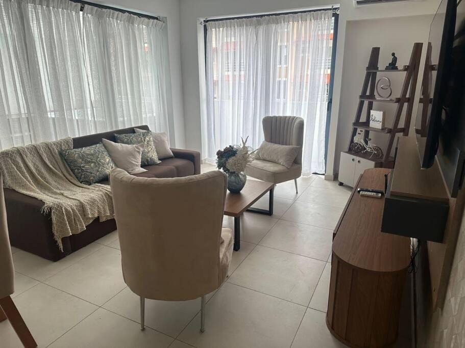 Photo of Livingroom in Viejo Arroyo Hondo