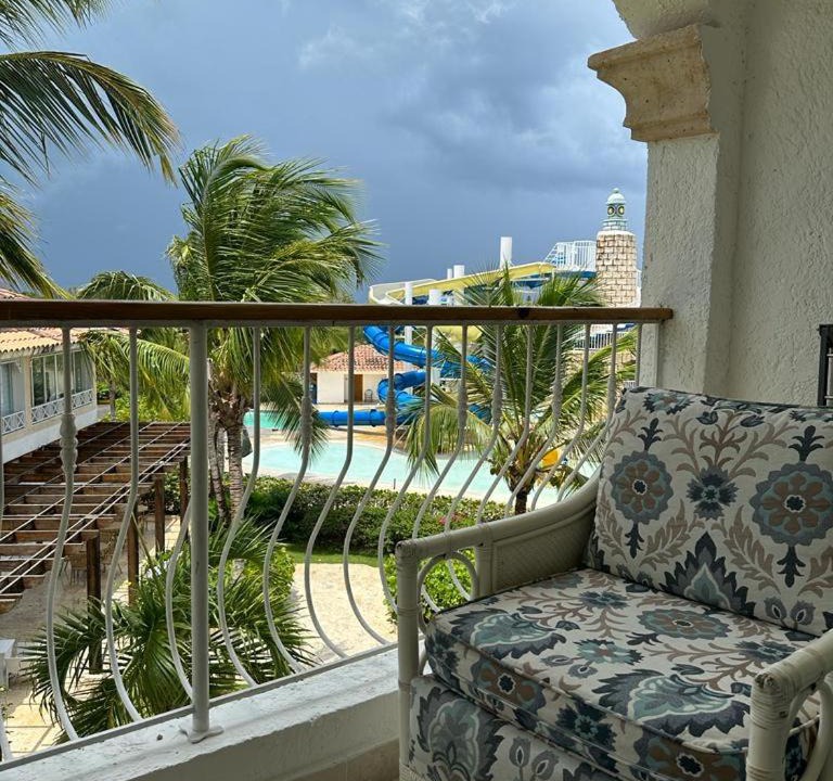 Photo of Patio Balcony in Dominicus