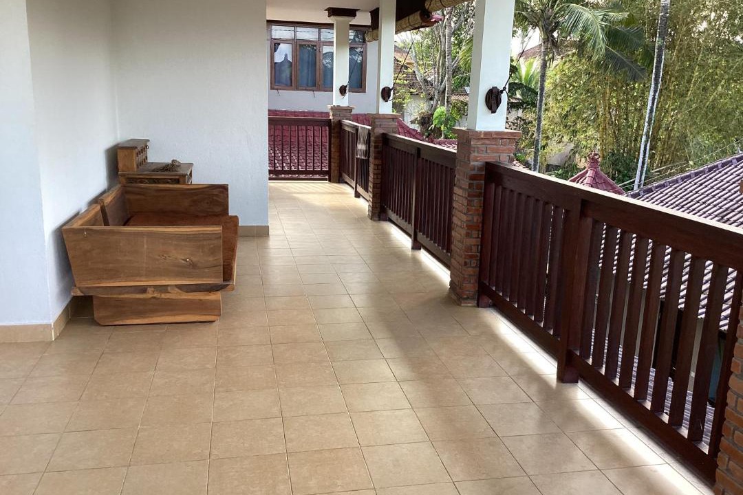 Photo of Patio Balcony in Suraberata
