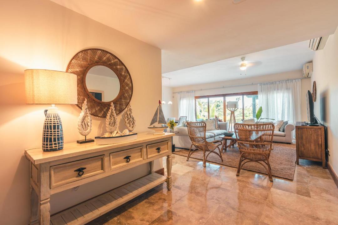 Photo of Livingroom in Puerto Bahia