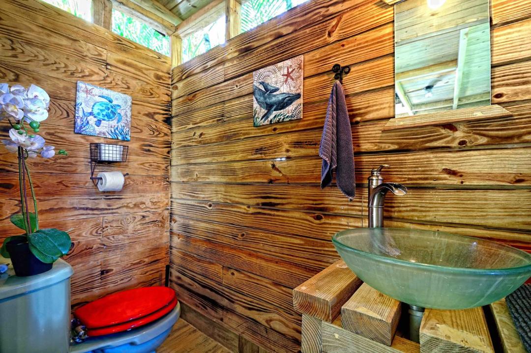 Photo of Bathroom in ProCab