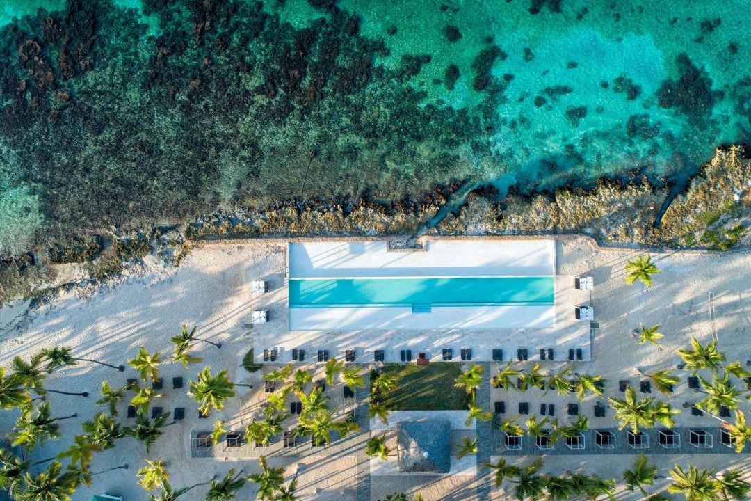 Photo of Others in Dominicus