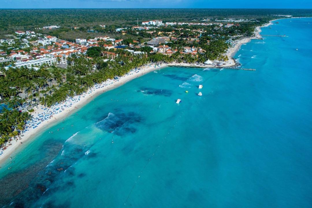 Photo of Others in Dominicus