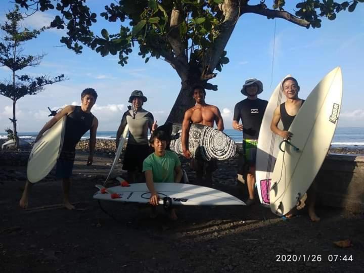 Photo of Human In Picture in Mendoyo