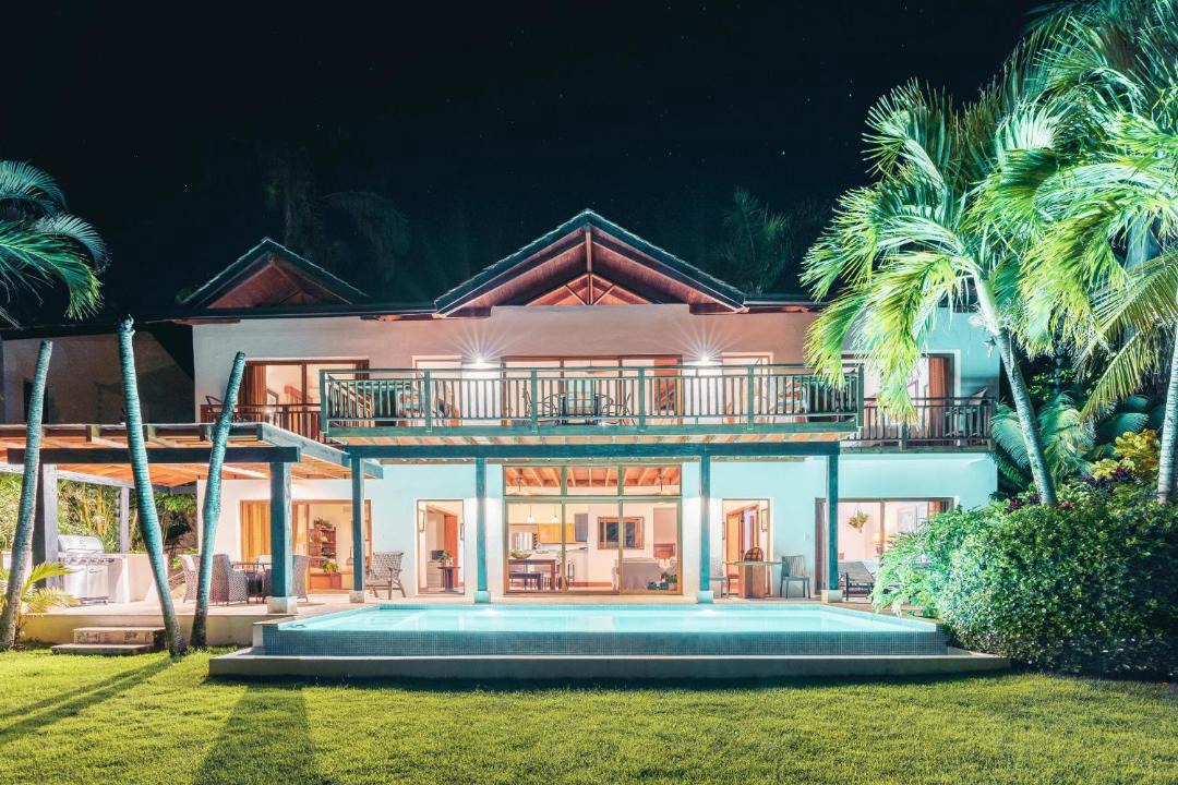 Photo of Buildings in Puerto Bahia