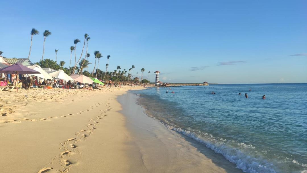 Photo of Others in Dominicus