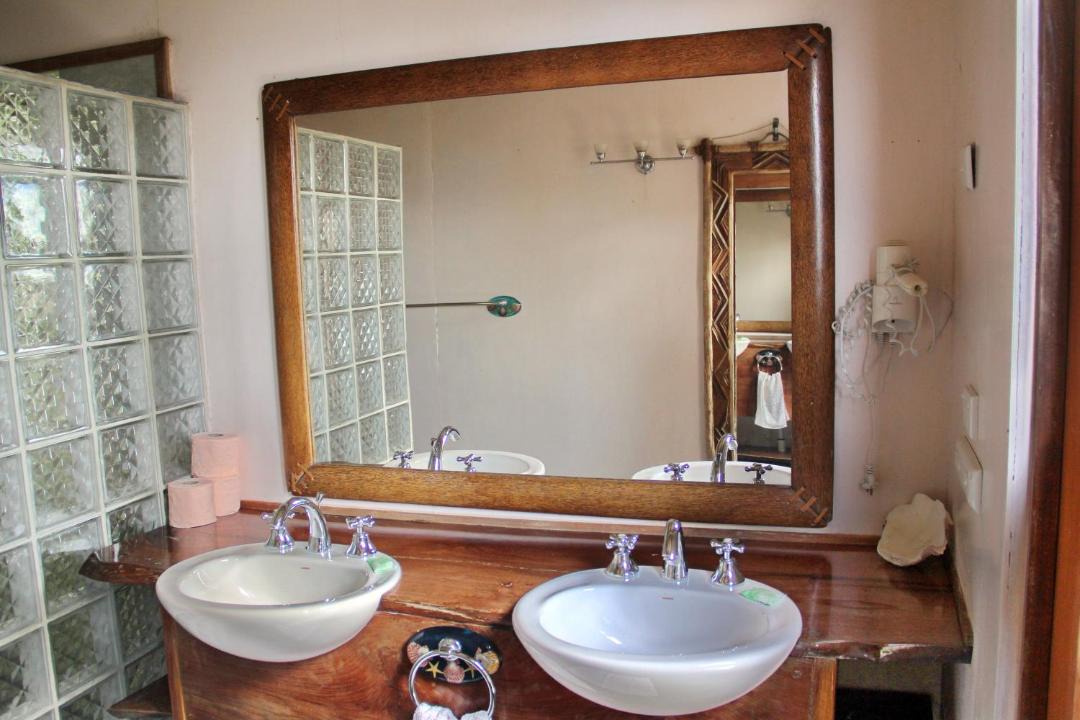 Photo of Bathroom in Matei