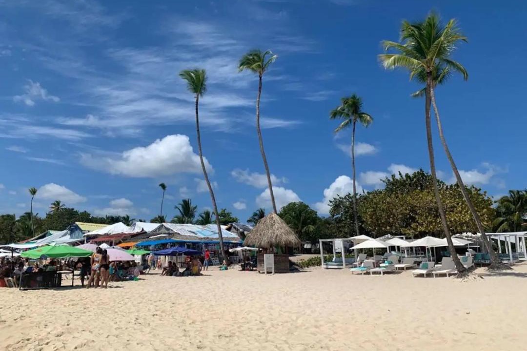 Photo of Others in Dominicus