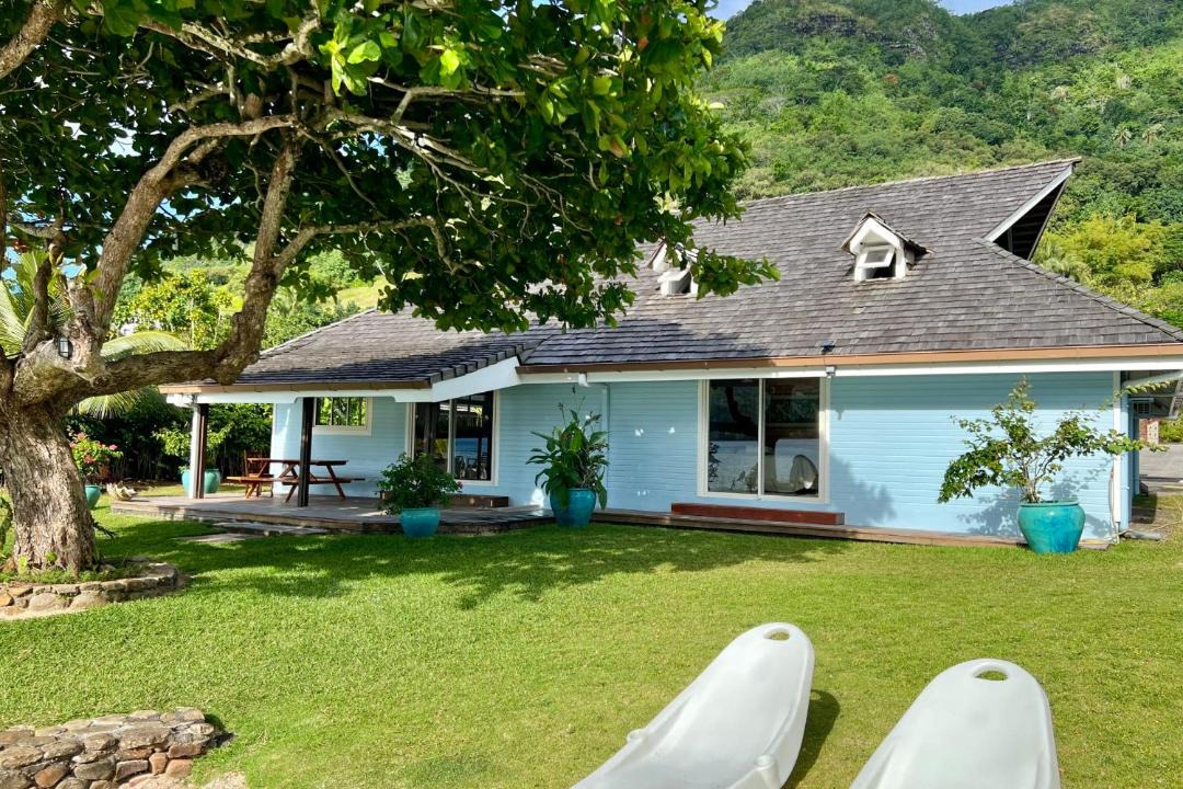 Photo of Others in Cook's Bay