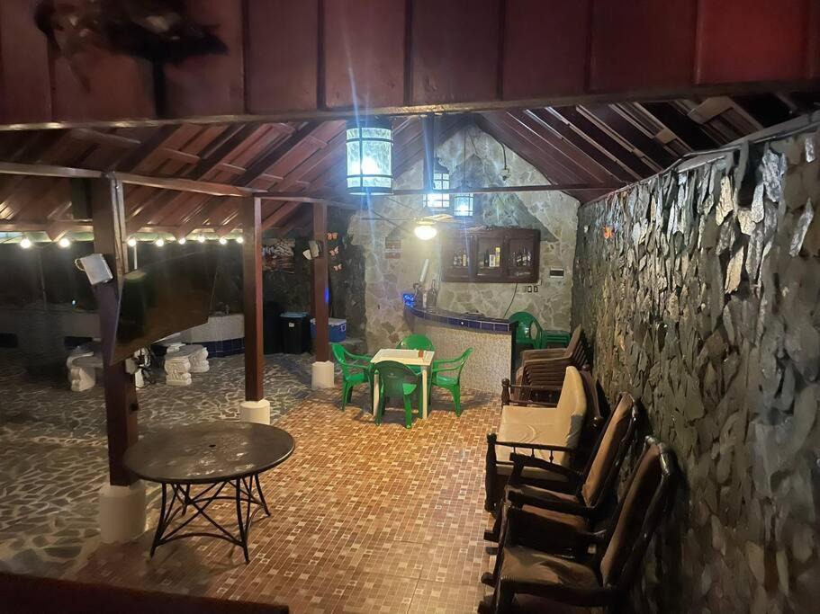 Photo of Livingroom in Pedro Brand