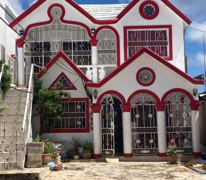 Photo of Buildings in Samana