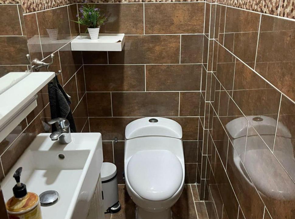 Photo of Bathroom in Evaristo Morales