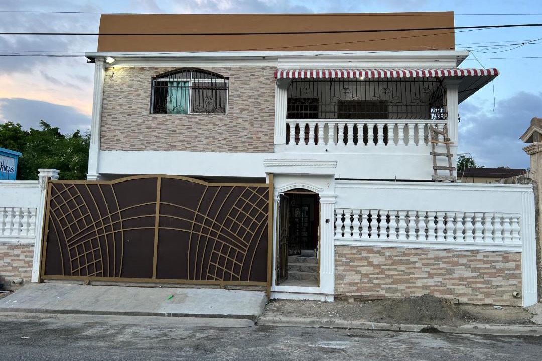 Photo of Buildings in Los Frailes