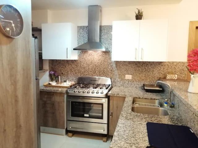 Photo of Kitchen in Evaristo Morales