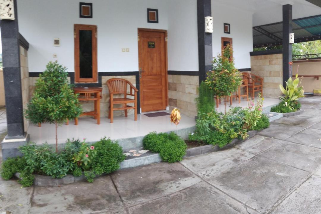 Photo of Buildings in Banjartegehe