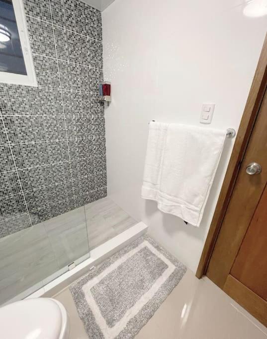 Photo of Bathroom in Llanos de Gurabo I