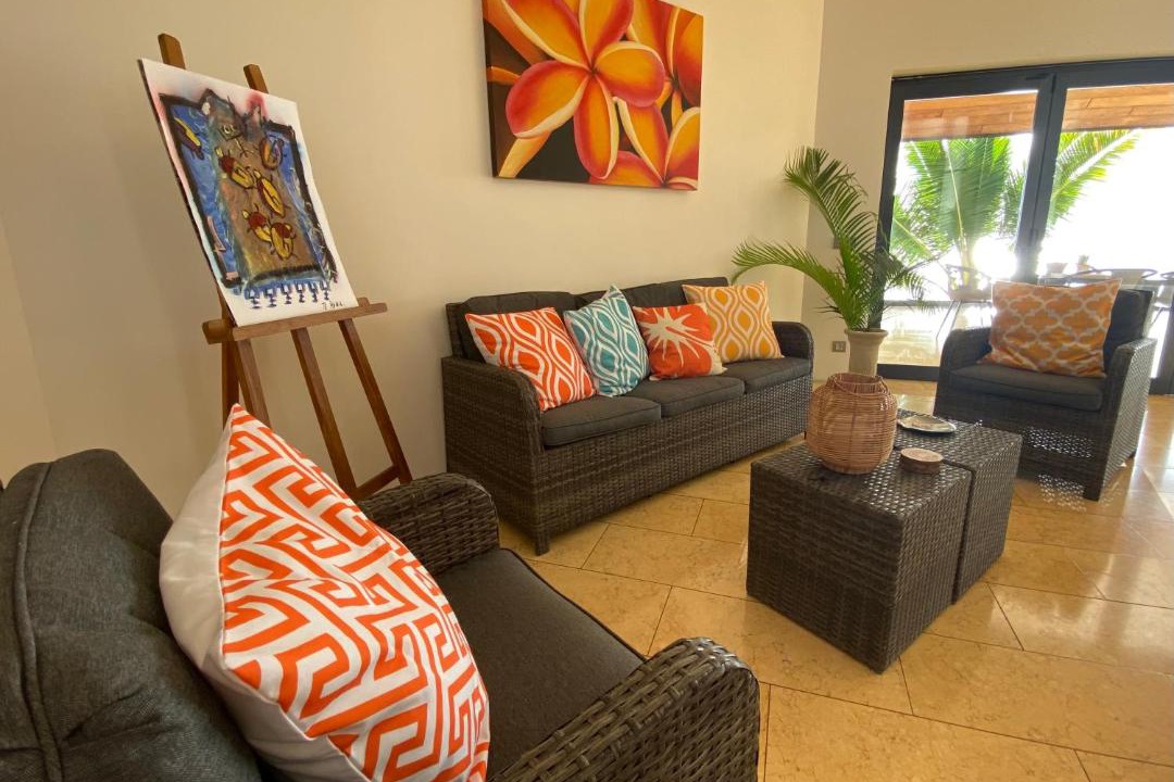 Photo of Livingroom in Teahupoo