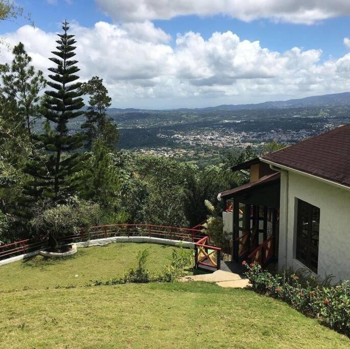 Photo of Buildings in Jarabacoa