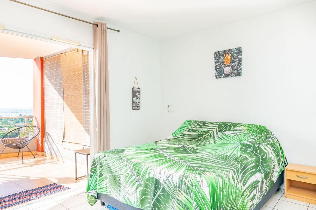 Photo of Bedroom in Punaauia