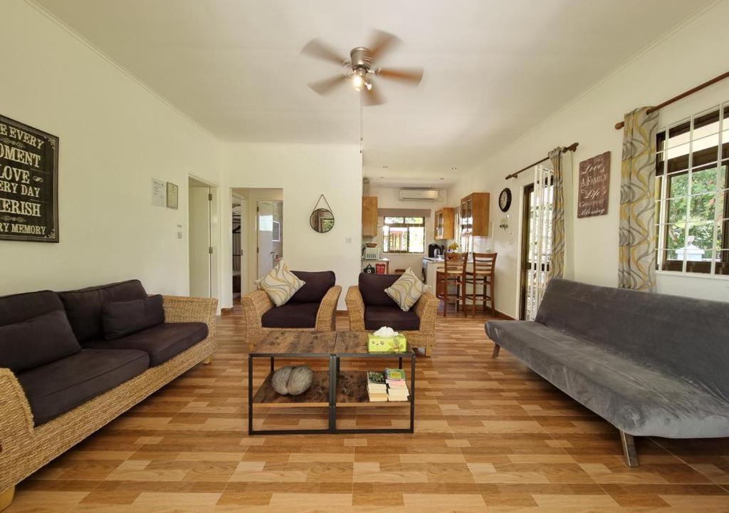 Photo of Livingroom in Grand'Anse Praslin