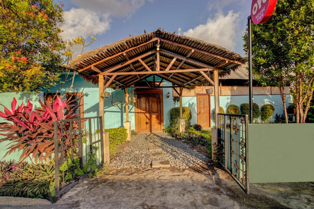 Photo of Buildings in Padonan