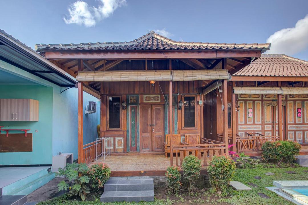 Photo of Buildings in Padonan