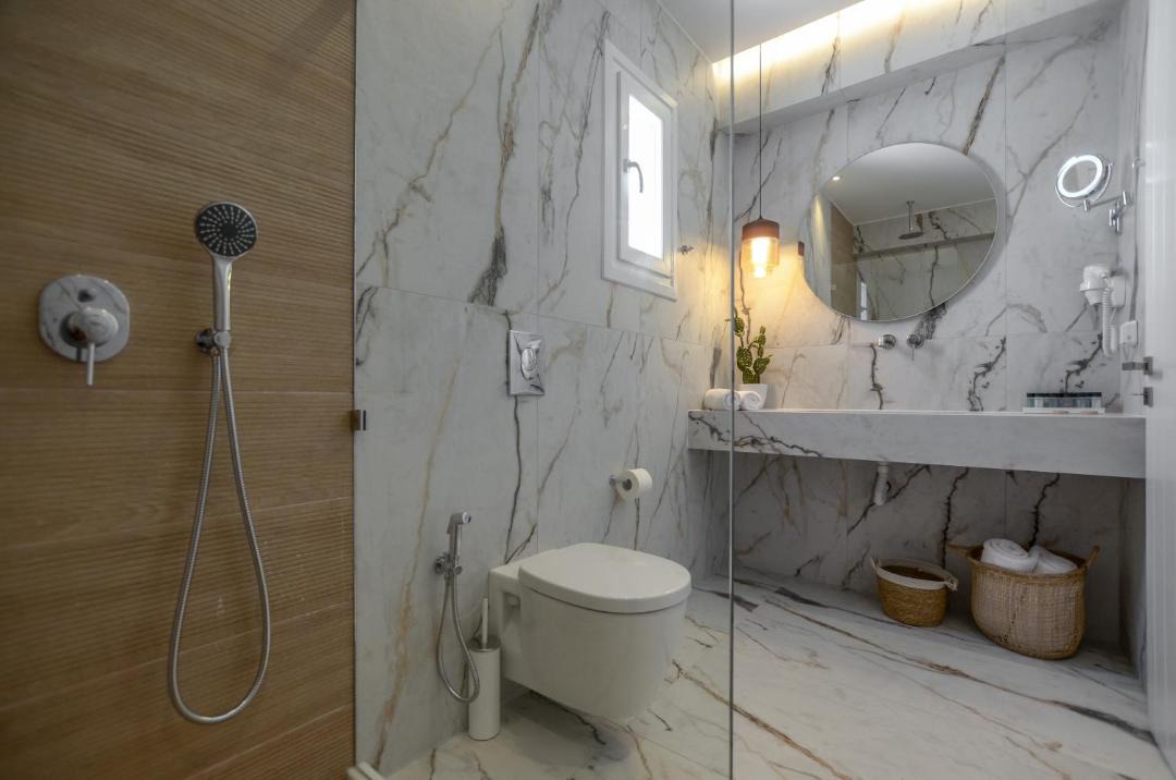 Photo of Bathroom in Plaka