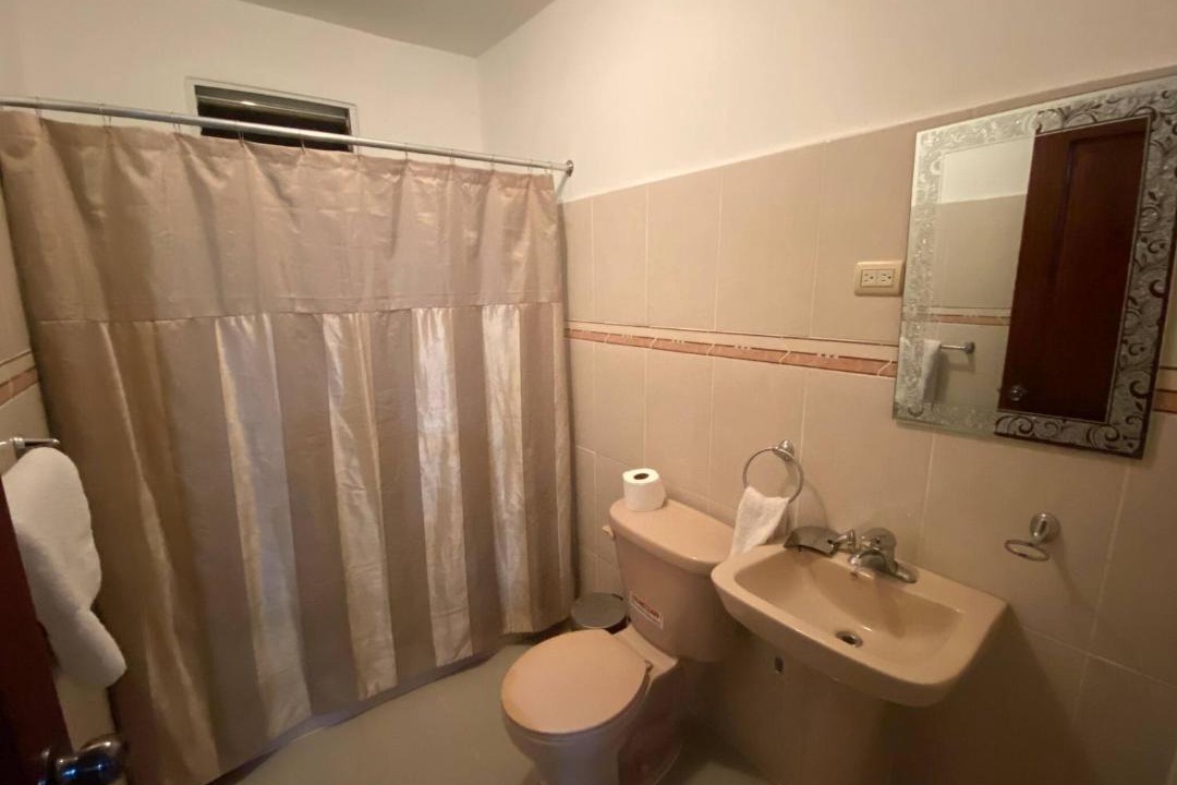 Photo of Bathroom in Guaricano