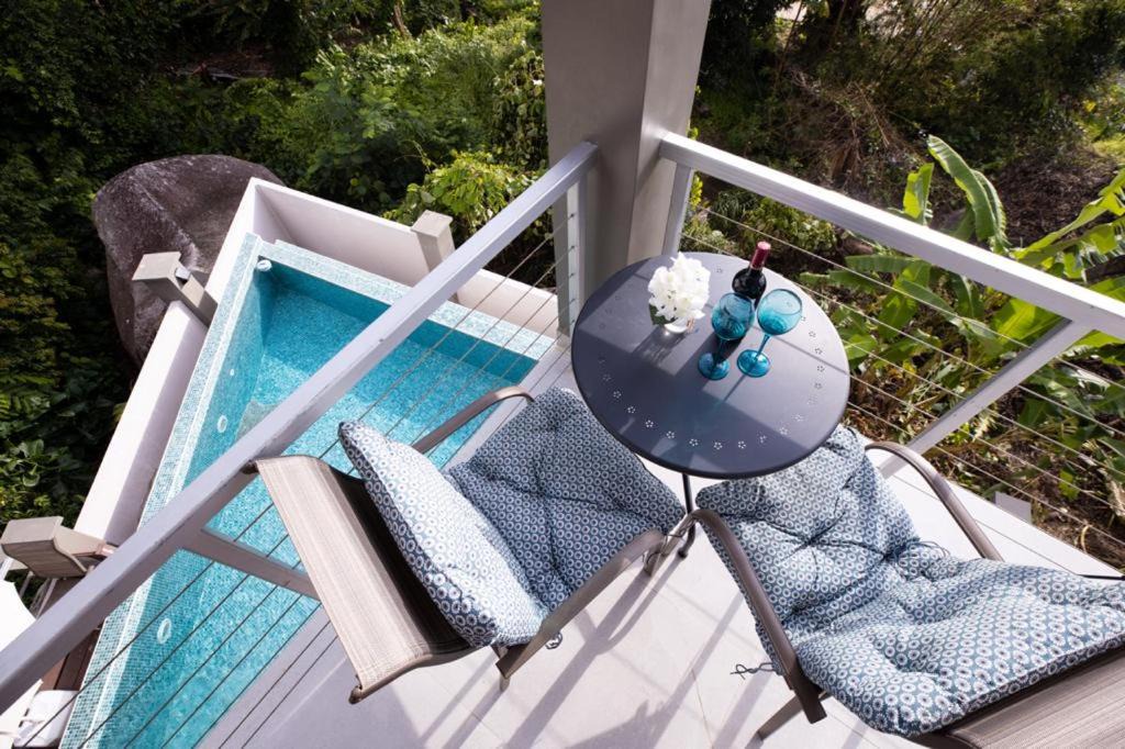 Photo of Patio Balcony in Mare Anglaise