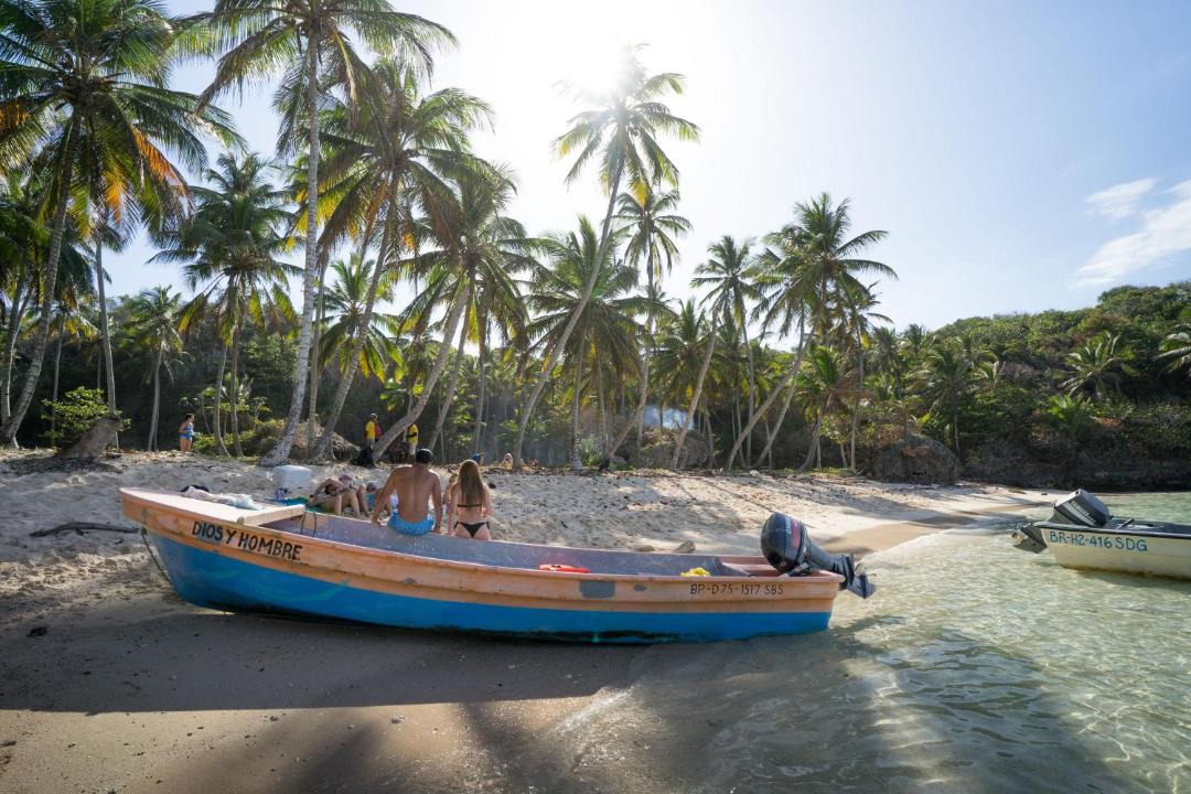 Photo of Others in Samana