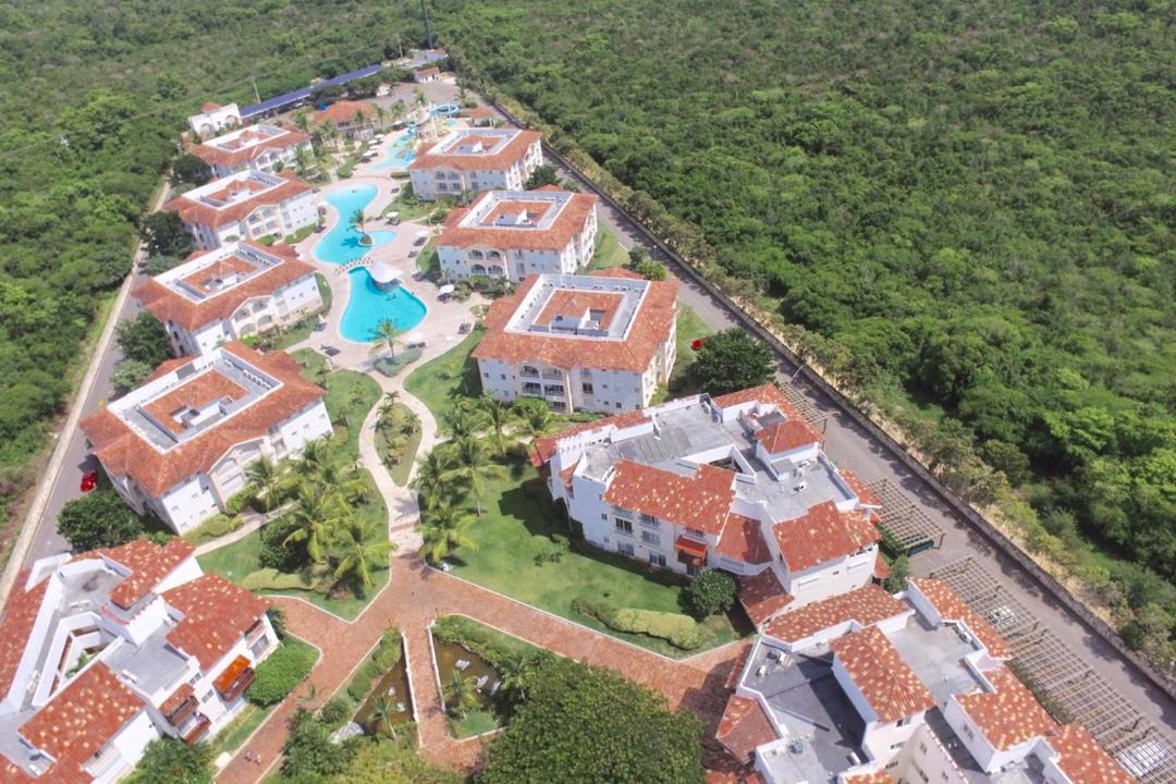 Photo of Others in Dominicus