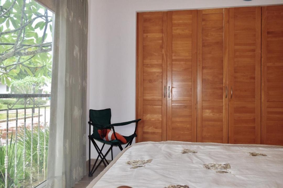 Photo of Others in Dominicus