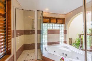 Photo of Bathroom in Mana Island