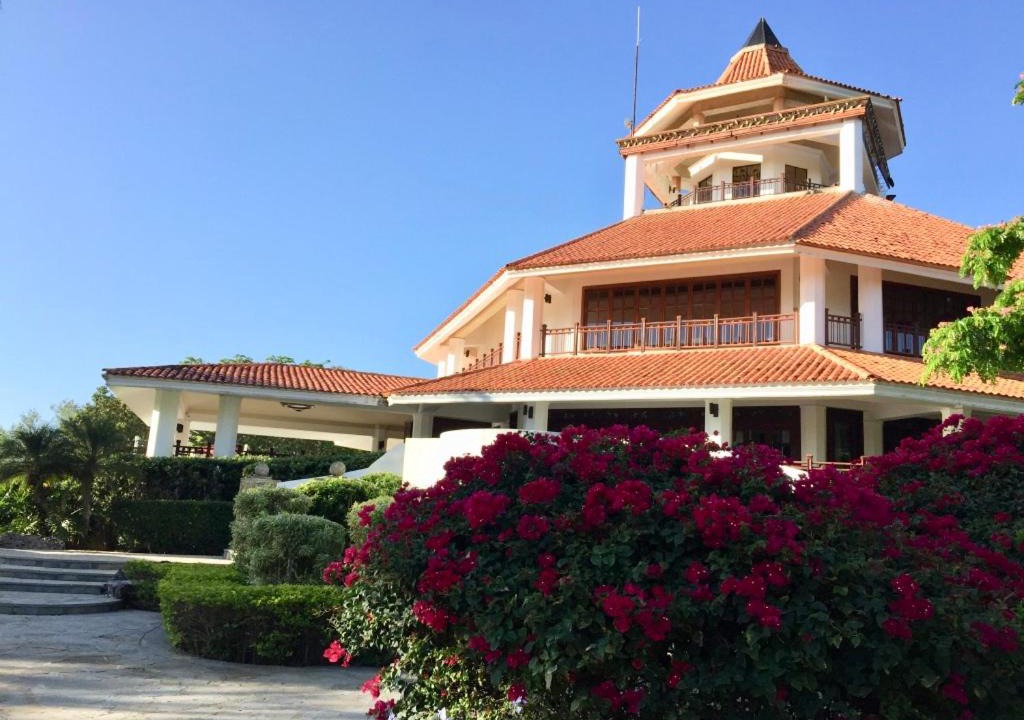 Photo of Buildings in Guayacanes