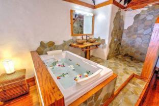 Photo of Bathroom in Tagaqe