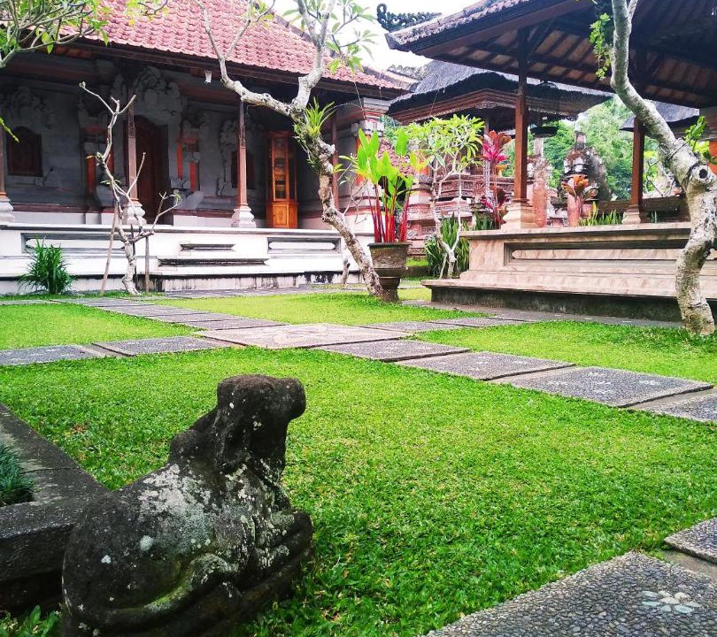 Photo of Buildings in Sambahan