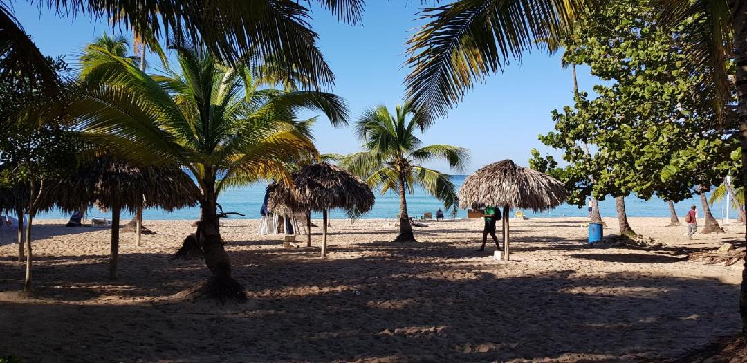 Photo of Others in Dominicus