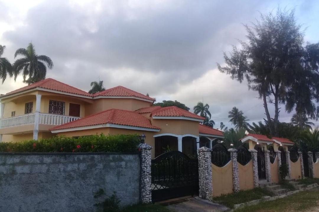 Photo of Buildings in Cabrera