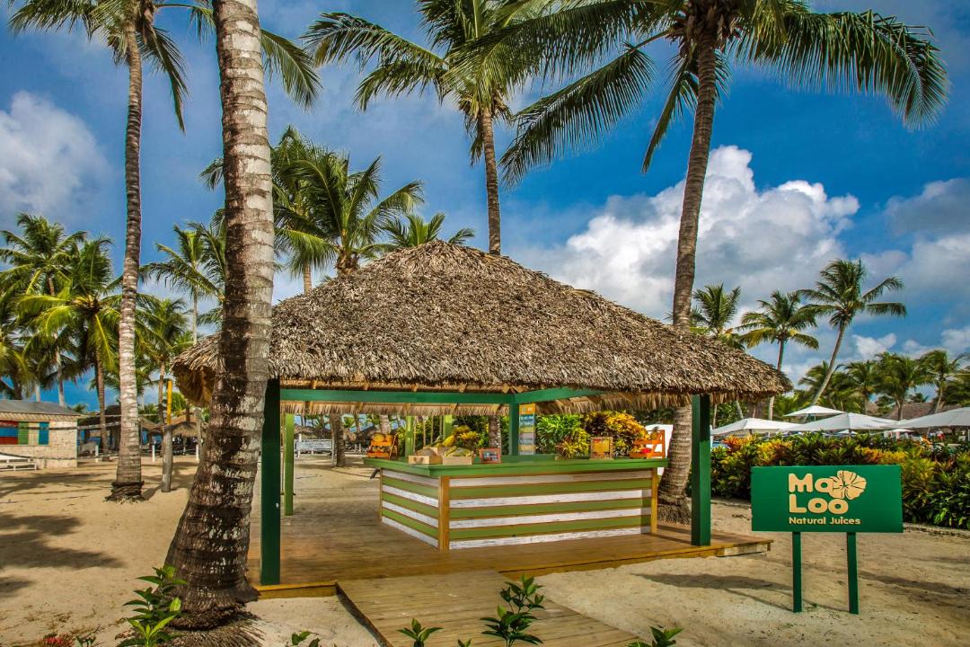 Photo of Others in Dominicus