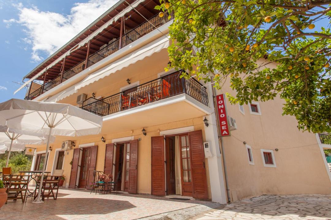 Photo of Others in Mikros Gialos